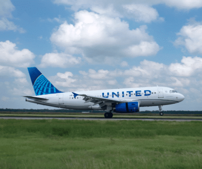 United Airlines Plane